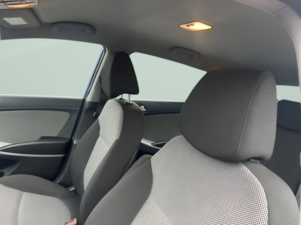 Used 2012 Hyundai Accent GS image 18