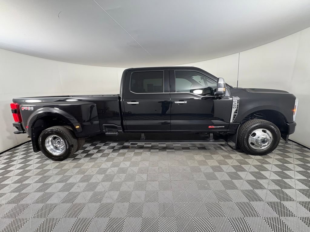 Certified 2024 Ford F350 Platinum image 8