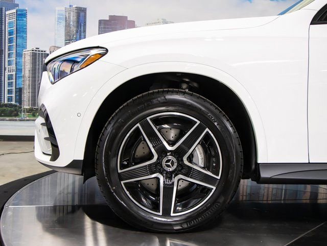 Certified 2026 Mercedes-Benz GLC 350e 4MATIC image 7