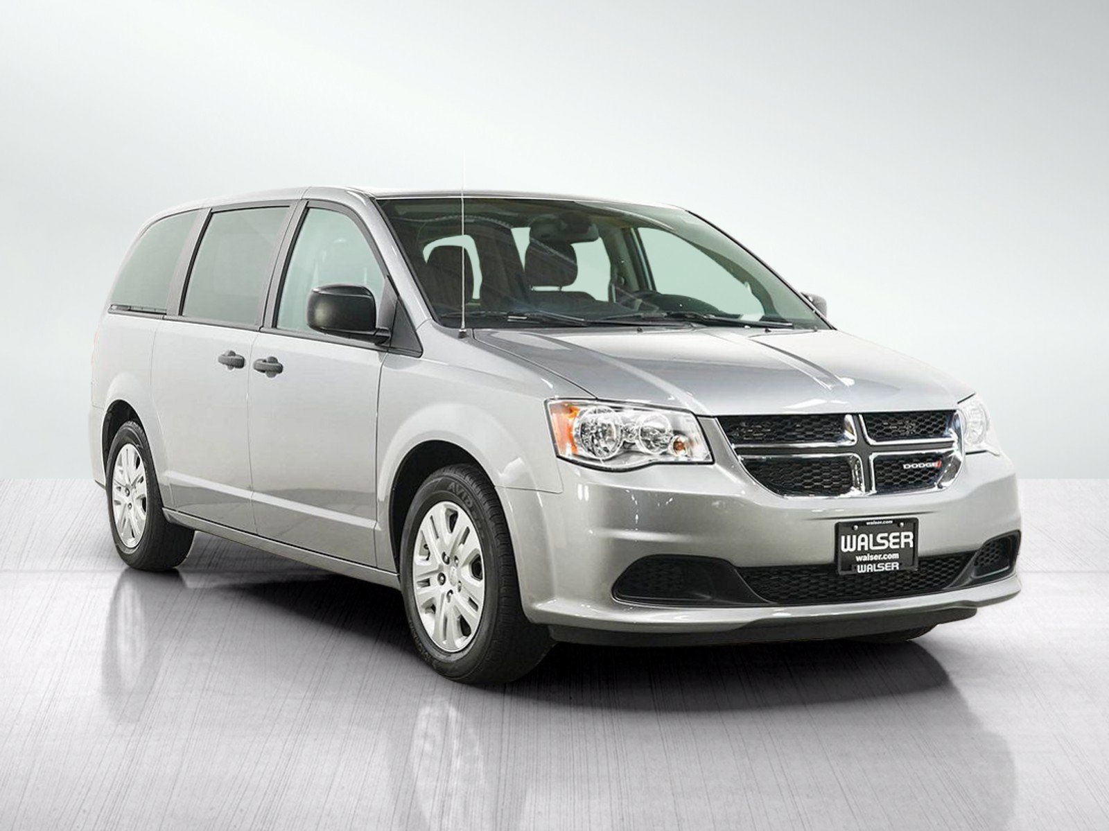 Used 2020 Dodge Grand Caravan SE w/ UConnect Hands-Free Group FWD image 7