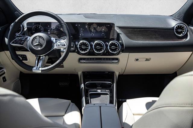 New 2026 Mercedes-Benz GLA 250 4MATIC image 18