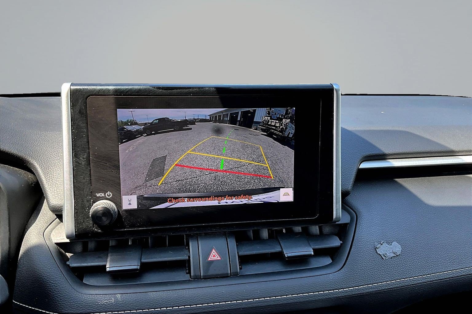 Used 2023 Toyota RAV4 LE AWD/4WD image 11