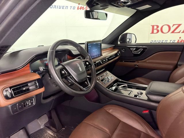 Used 2022 Lincoln Aviator Reserve w/ Elements Package Plus RWD image 12