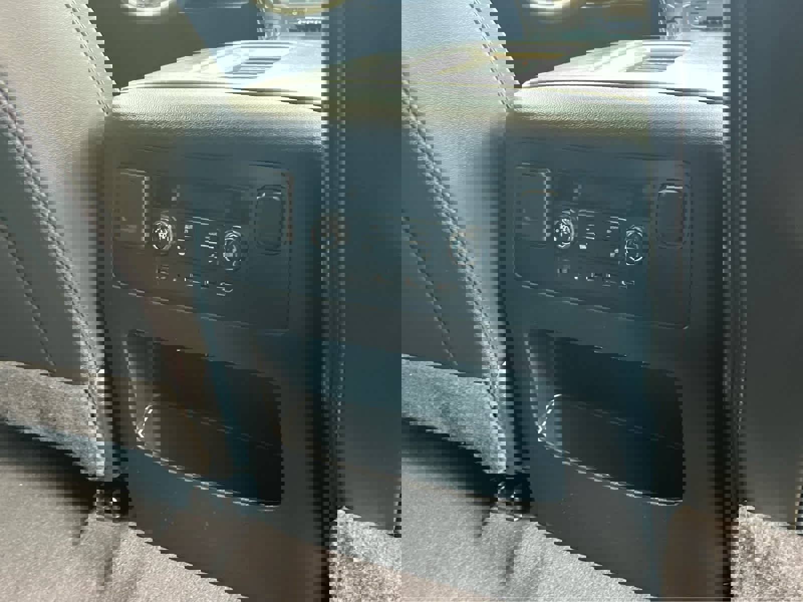 Used 2019 GMC Yukon Denali w/ Denali Ultimate Package image 25