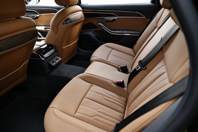 New 2025 Audi A8 L 3.0T image 26