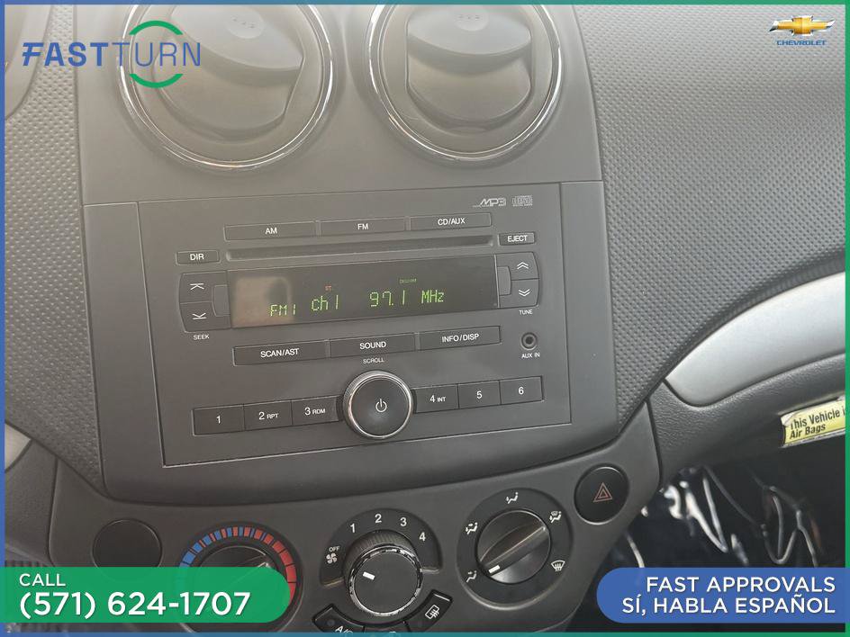 Used 2007 Chevrolet Aveo LT FWD image 21