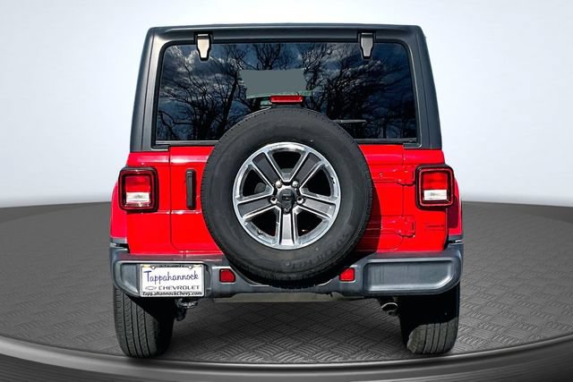 Used 2021 Jeep Wrangler Unlimited Sahara AWD/4WD image 5