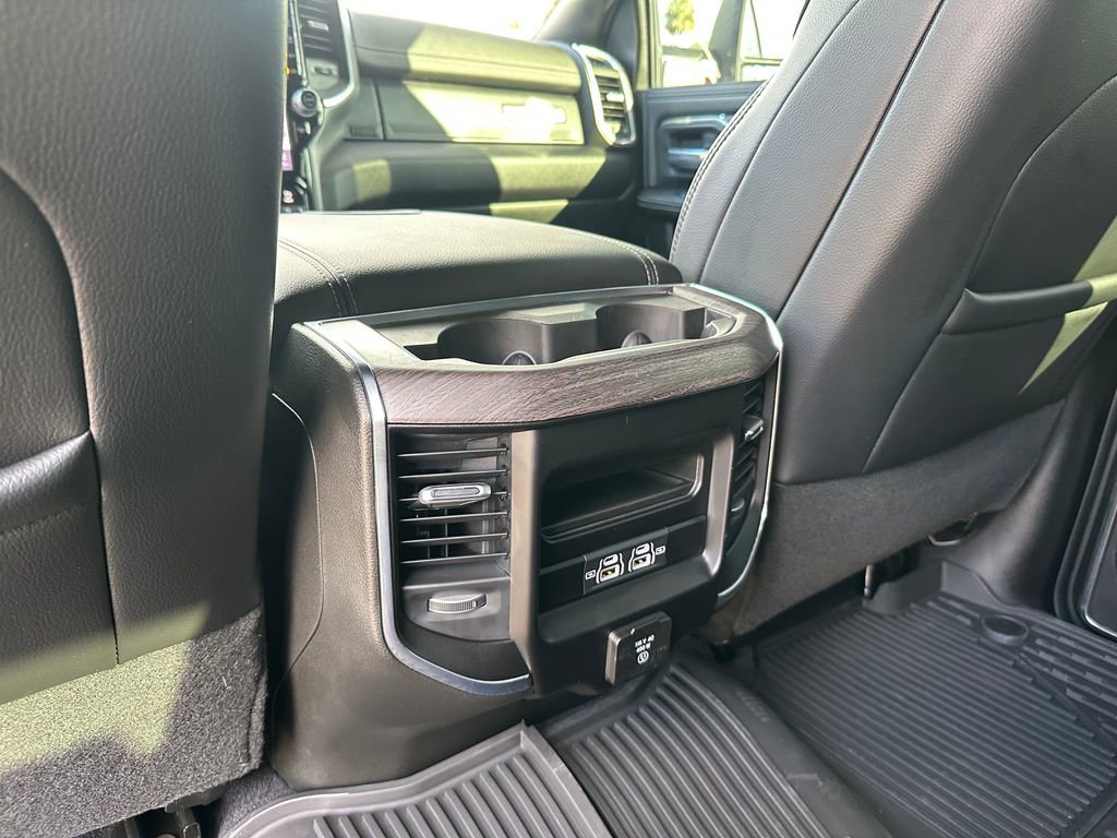 Used 2025 RAM 2500 Laramie w/ Night Edition image 40