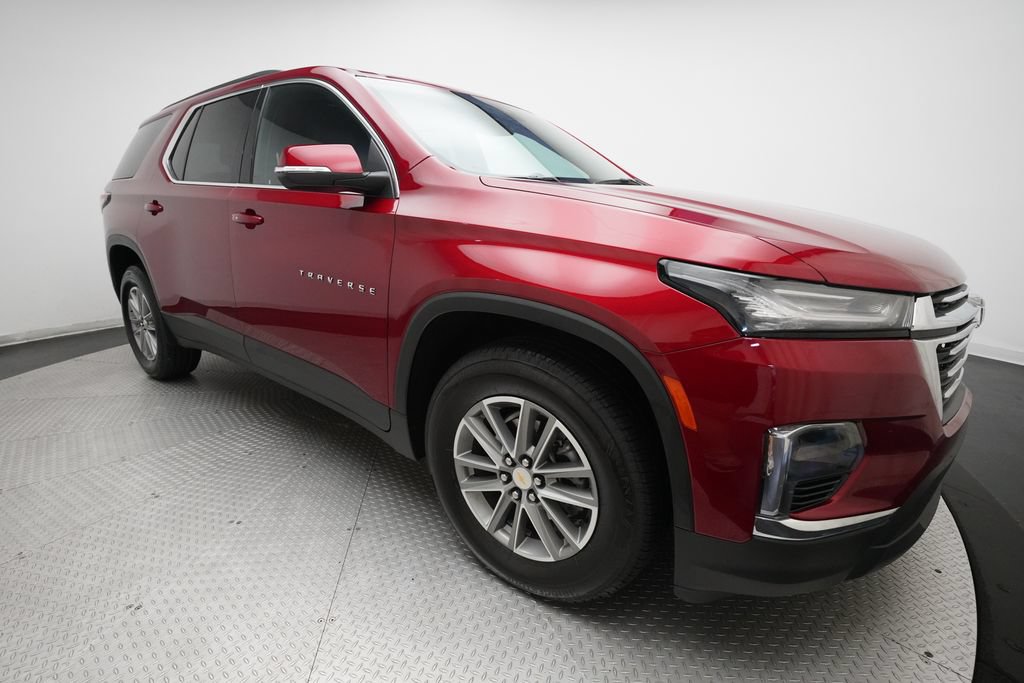 Used 2023 Chevrolet Traverse LT AWD/4WD image 36