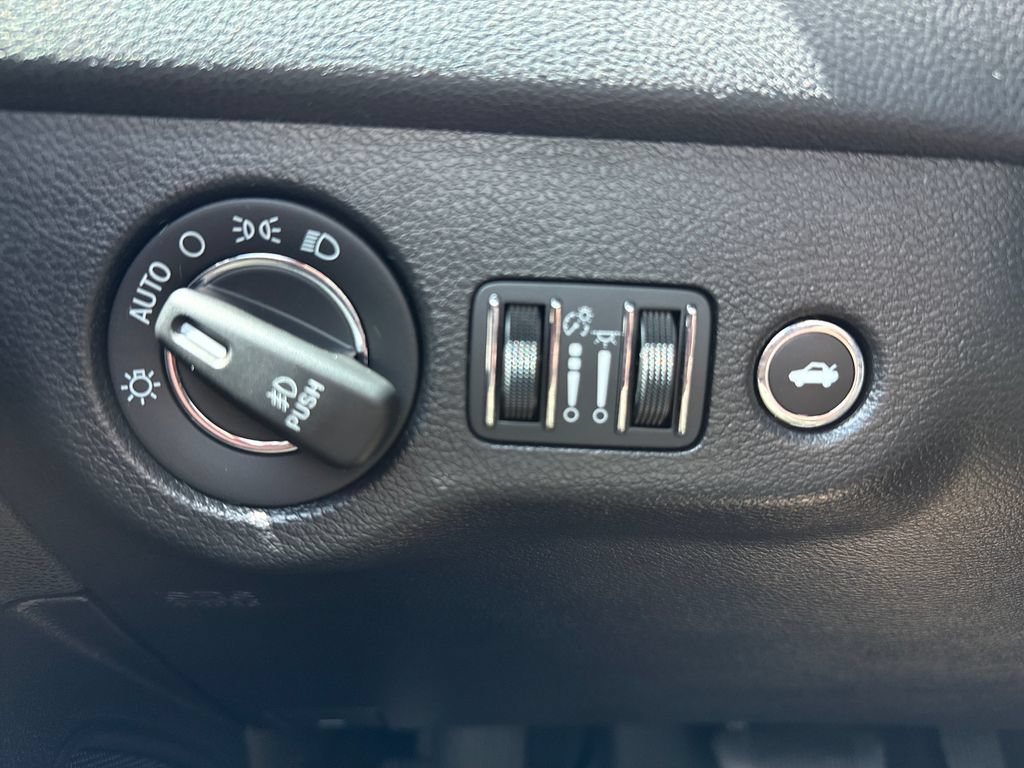 Used 2023 Chrysler 300 S w/ Comfort Group RWD image 24