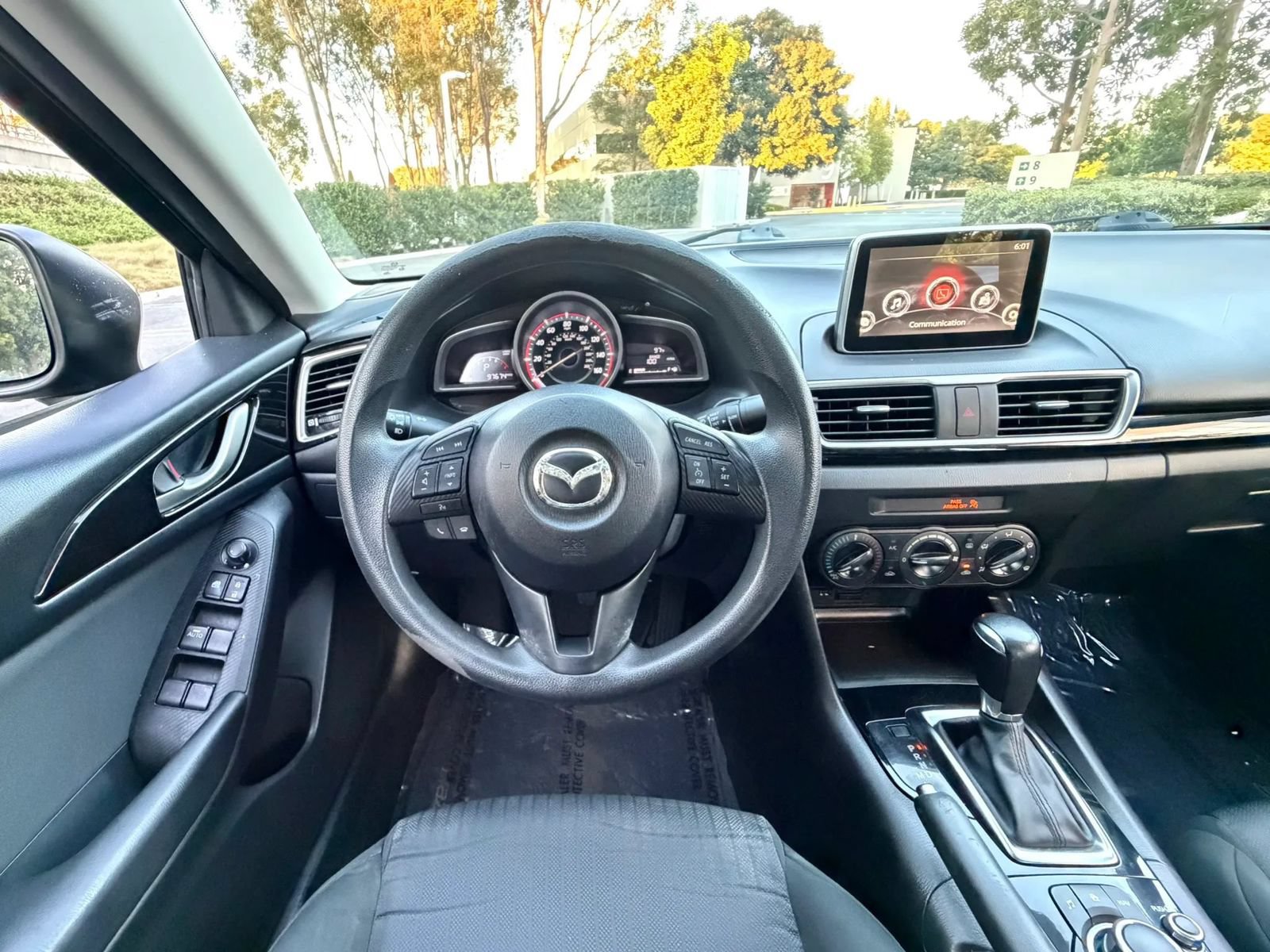 Used 2015 MAZDA MAZDA3 i Sport FWD image 13