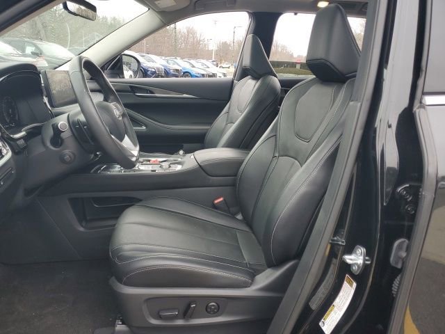 Used 2023 INFINITI QX60 Luxe w/ Performance Audio Package image 24