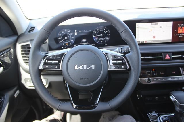 New 2026 Kia Seltos SX w/ SX Sunroof Package AWD/4WD image 13