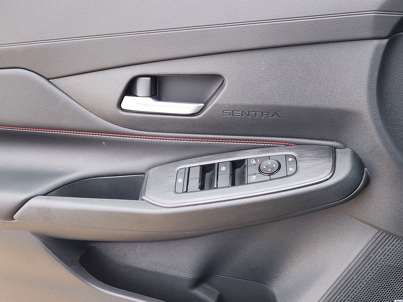 New 2026 Nissan Sentra SR FWD image 20