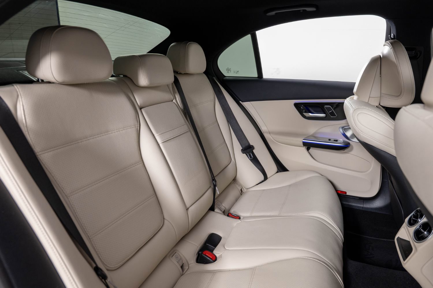 Used 2022 Mercedes-Benz C 300 4MATIC Sedan image 23