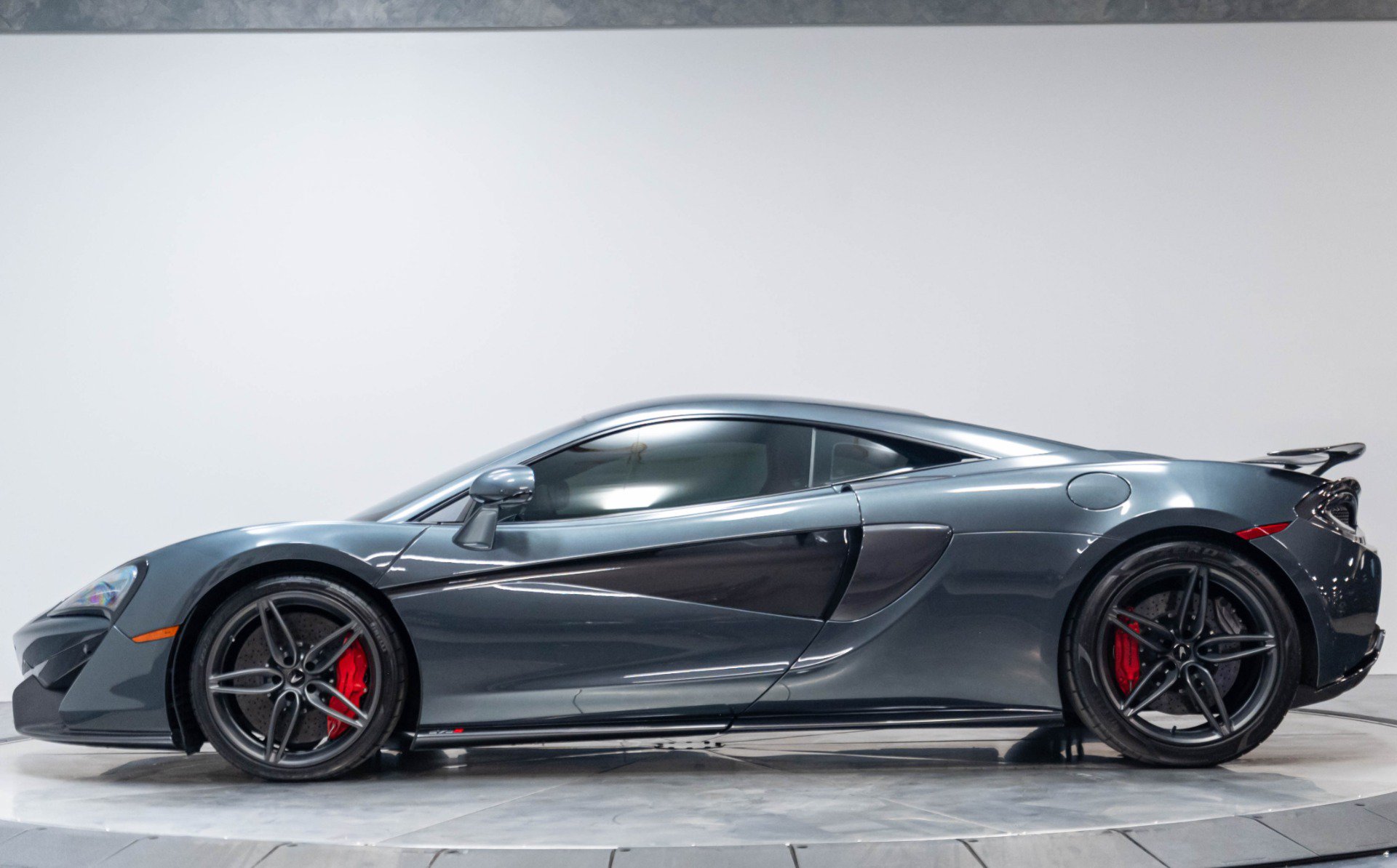 Used 2019 McLaren 570S Coupe RWD image 53