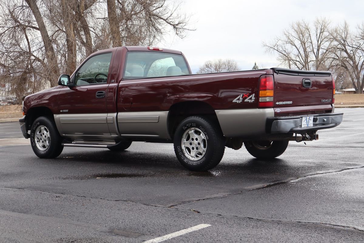 Used 1999 Chevrolet Silverado 1500 LS w/ Firm Ride Suspension Pkg image 7