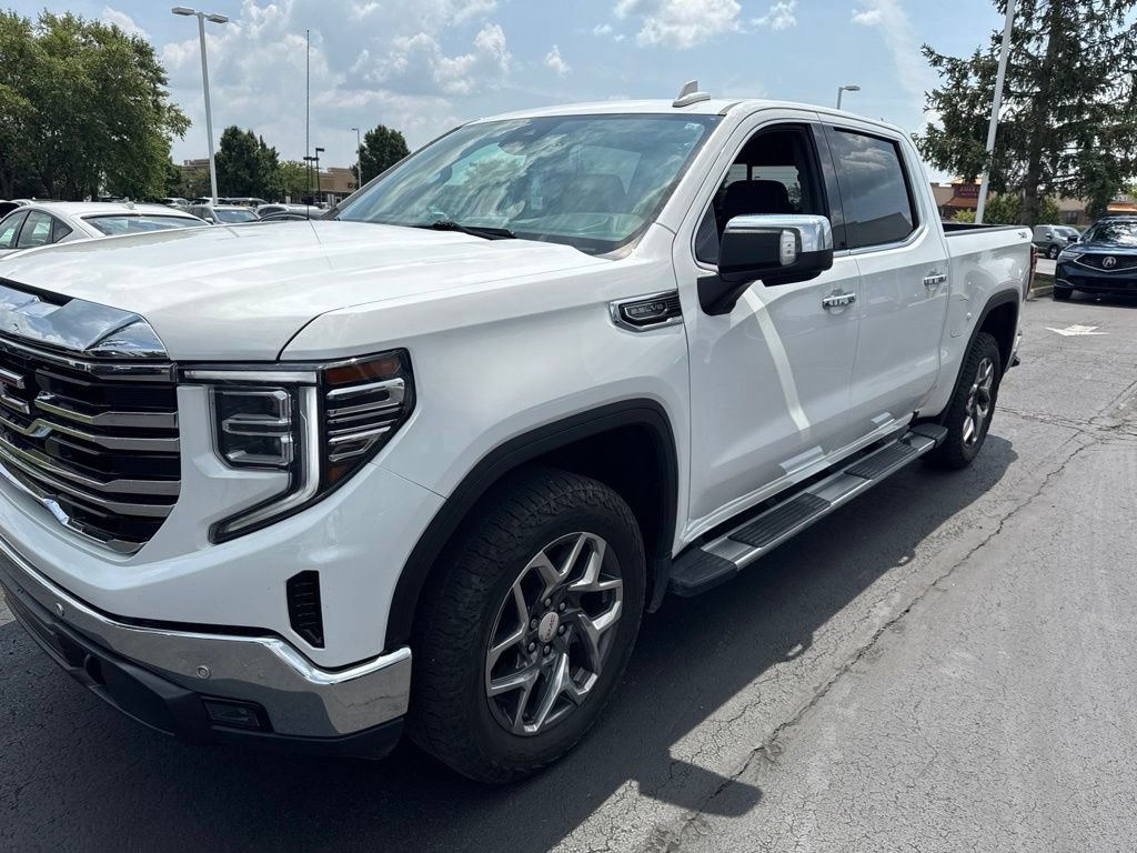 Used 2022 GMC Sierra 1500 SLT w/ SLT Premium Plus Package AWD/4WD image 6