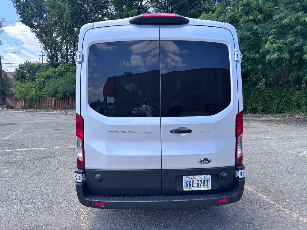 Used 2024 Ford Transit 350 XLT image 5
