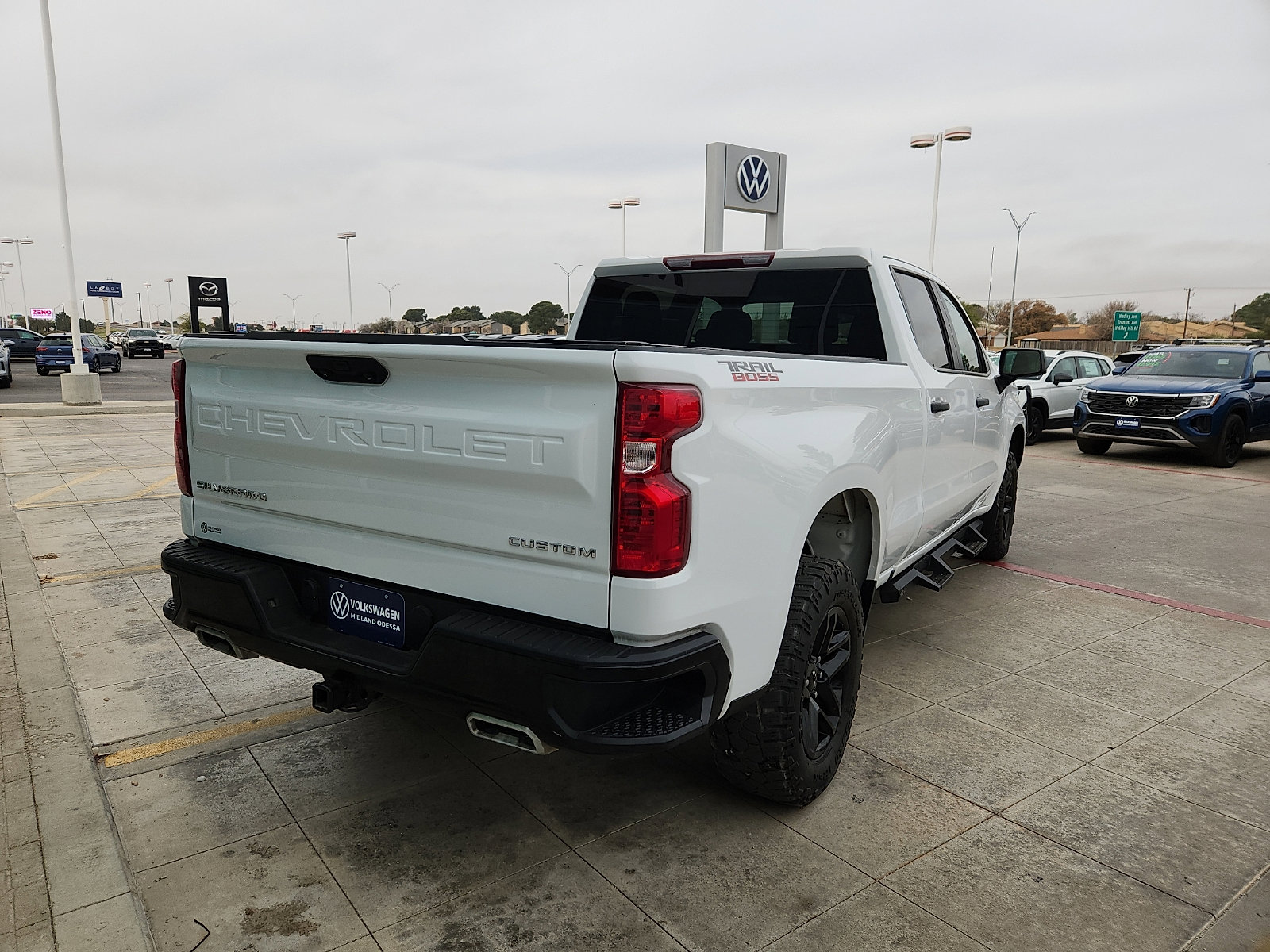 Used 2023 Chevrolet Silverado 1500 Custom Trail Boss image 7