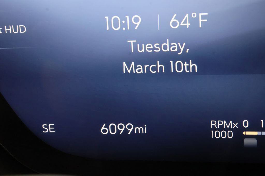 Used 2024 Buick Envision Avenir image 15