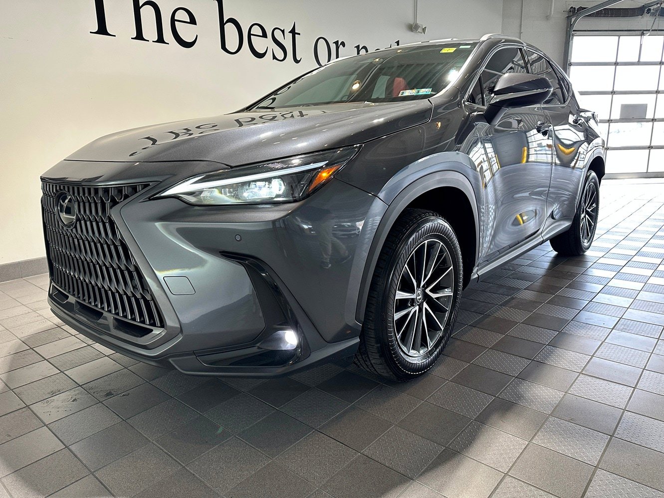 Used 2025 Lexus NX 350h AWD w/ Premium Package image 8