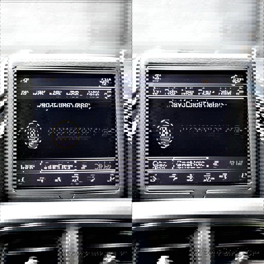 Used 2019 Aston Martin DB11 Coupe RWD image 35