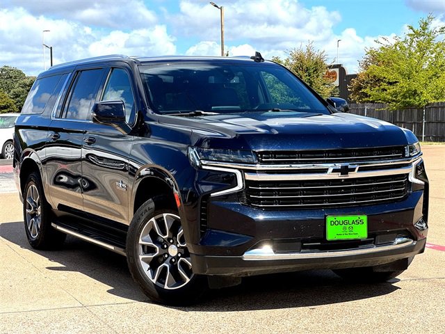 Used 2021 Chevrolet Suburban LT w/ Luxury Package