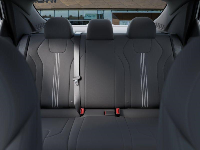 New 2026 Hyundai Elantra Hybrid FWD image 12