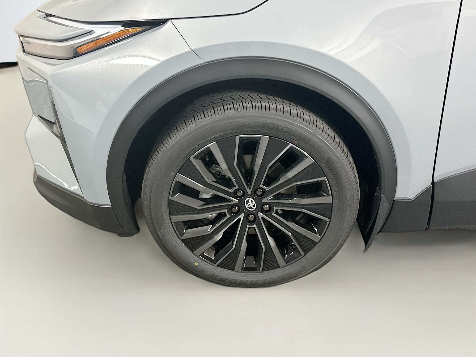 New 2026 Toyota C-HR AWD/4WD image 11