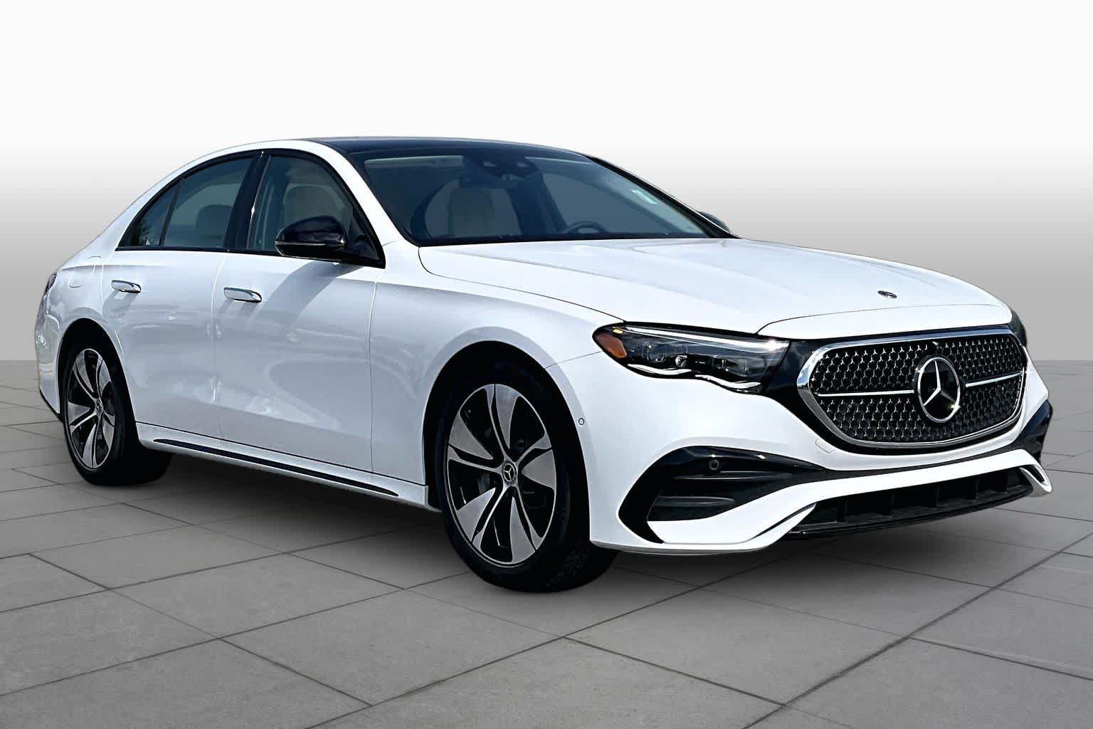 New 2026 Mercedes-Benz E 450 4MATIC Sedan image 2