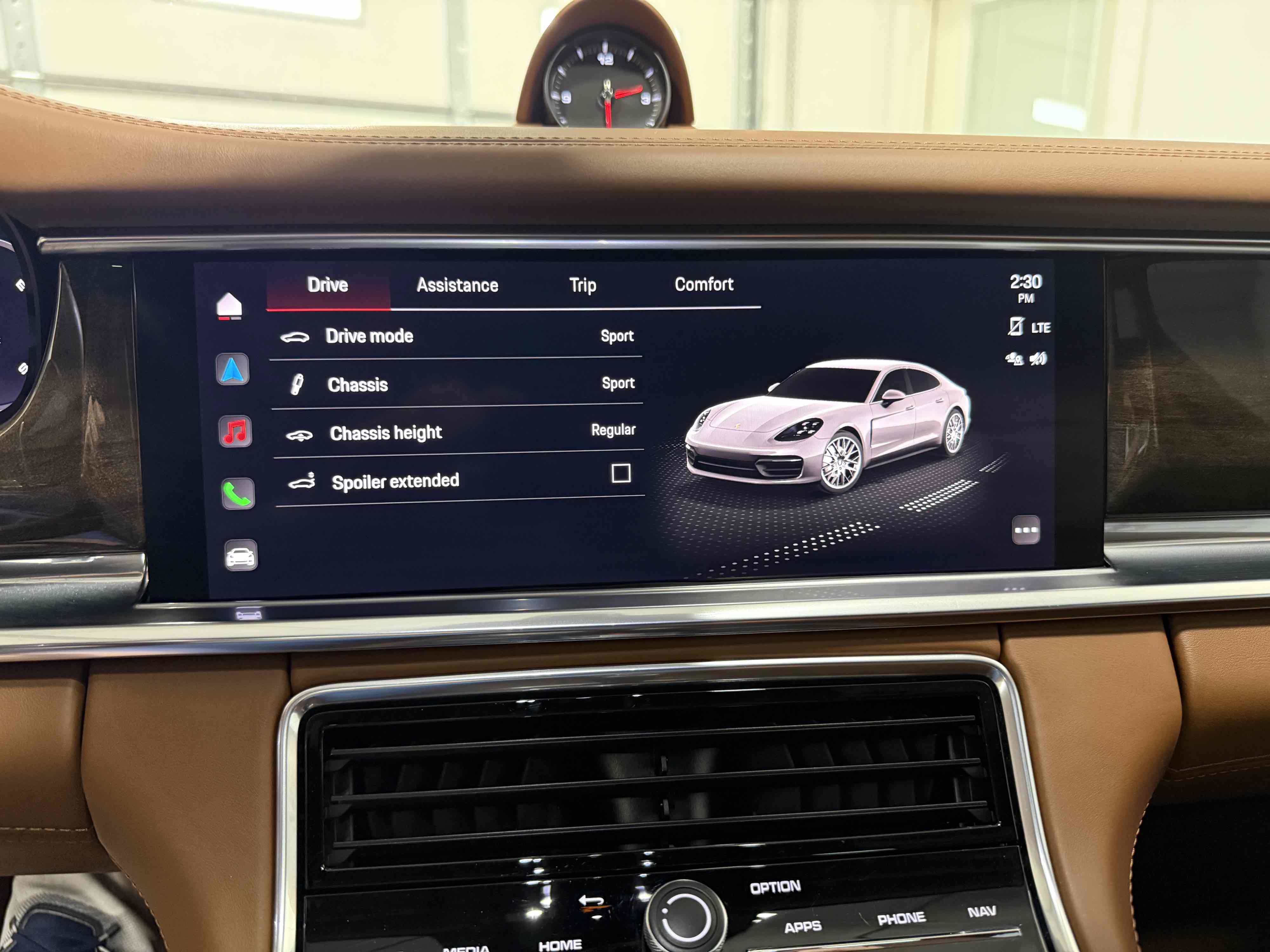 Used 2022 Porsche Panamera Platinum Edition RWD image 16