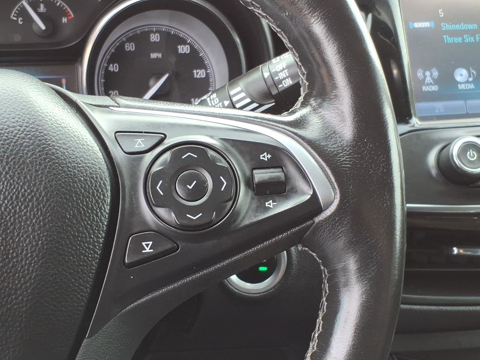 Certified 2020 Buick Envision Essence FWD image 19