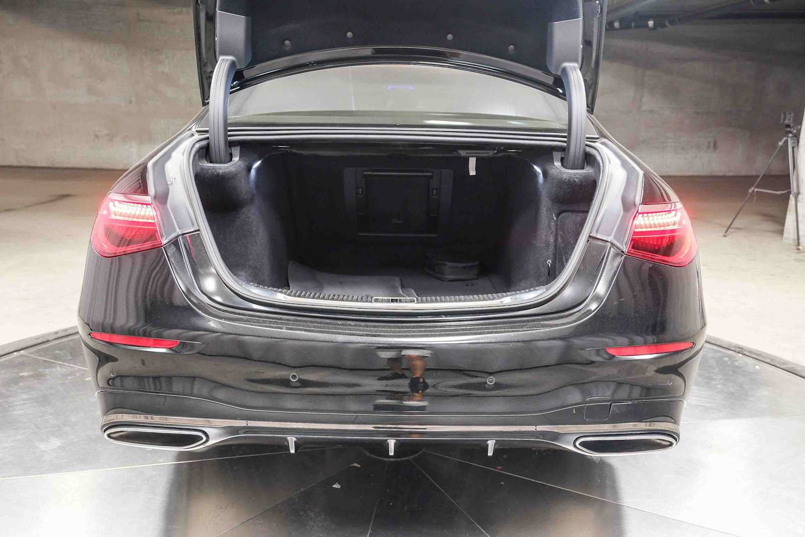 Certified 2023 Mercedes-Benz S 580 4MATIC Sedan image 31