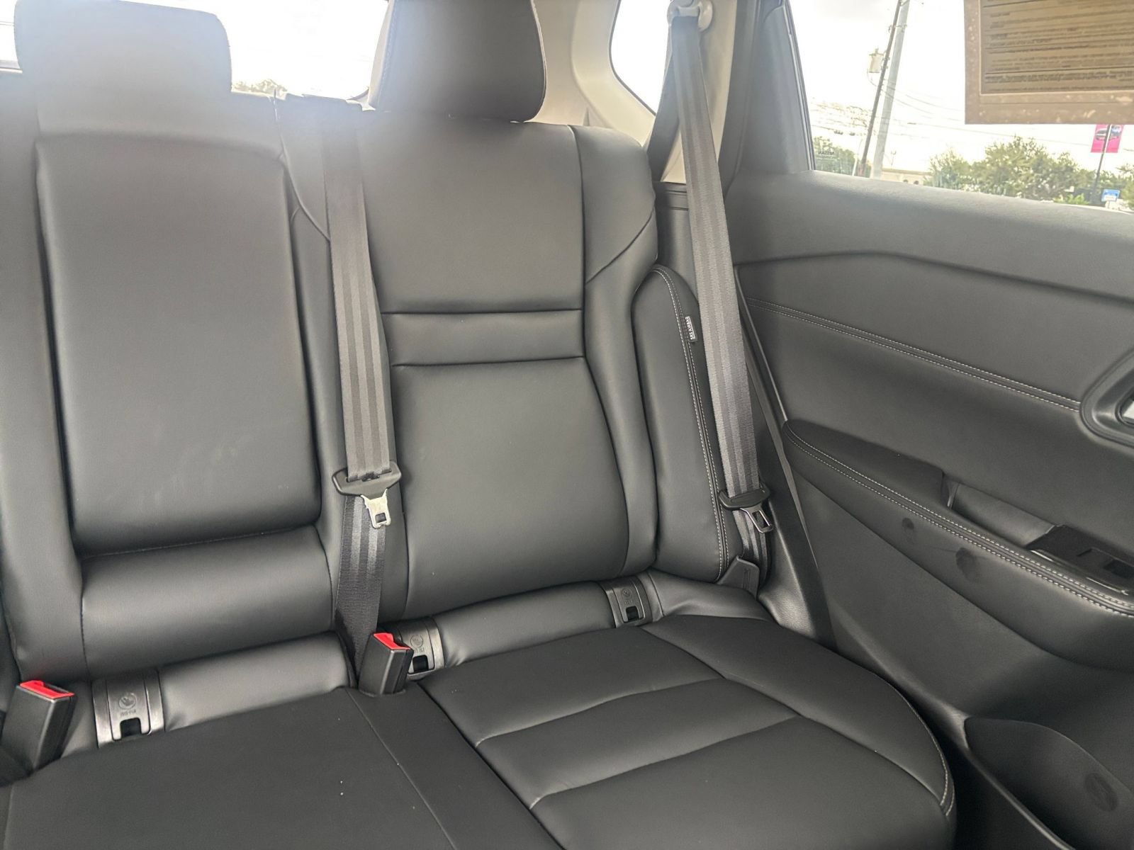 Used 2026 Nissan Rogue SL FWD image 39