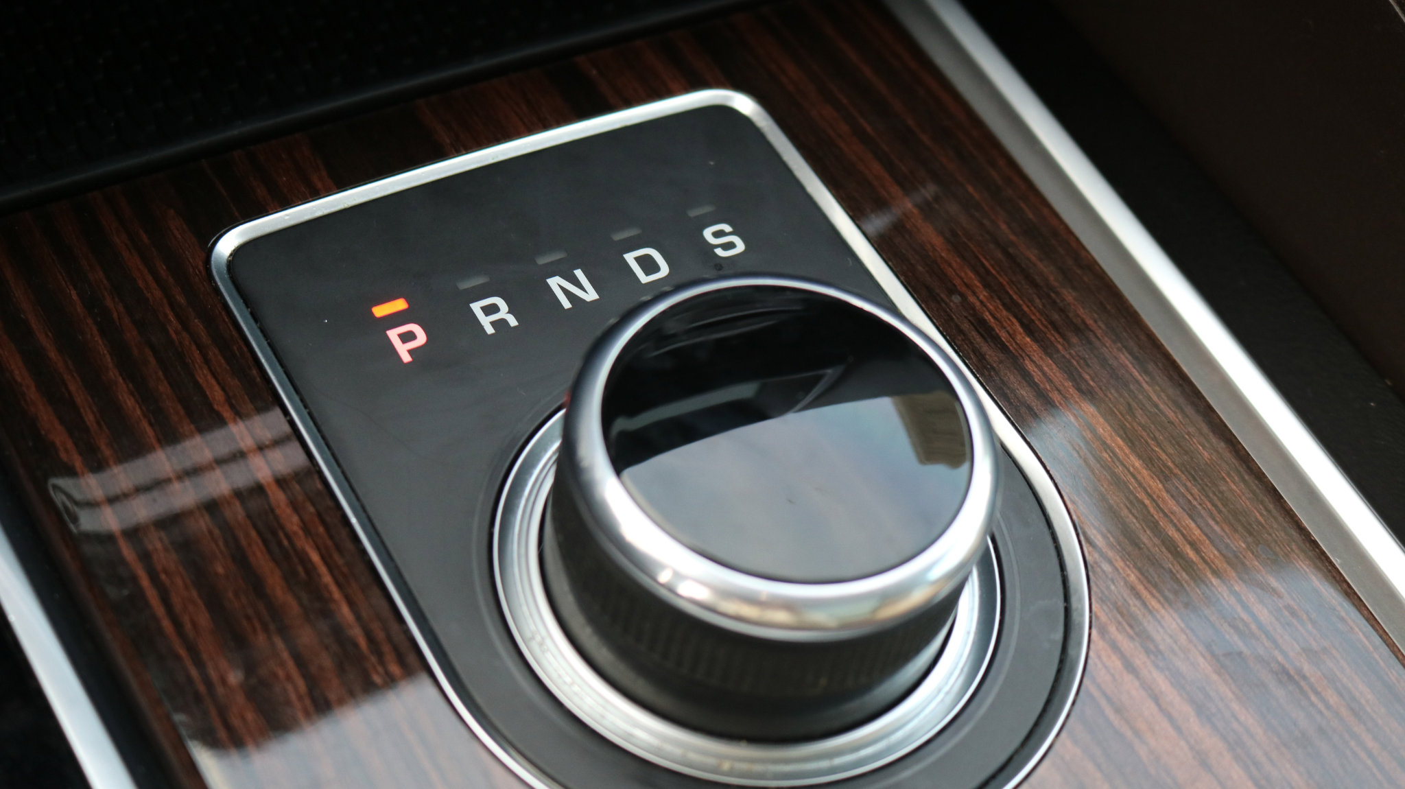 Used 2017 Jaguar F-PACE Prestige image 17