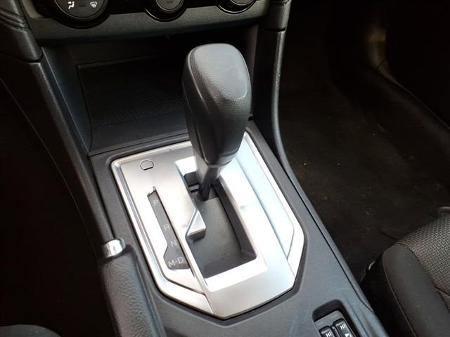 Used 2017 Subaru Impreza 2.0i Premium image 32