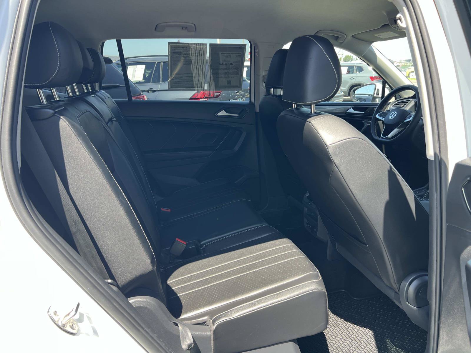 Certified 2023 Volkswagen Tiguan SE FWD image 31