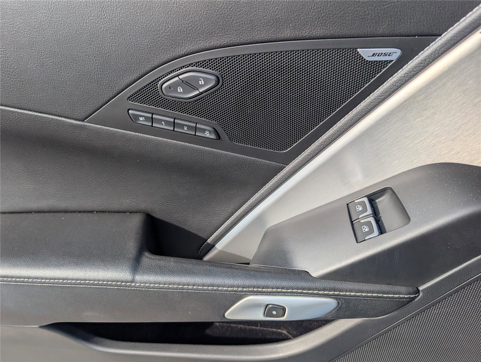 Used 2014 Chevrolet Corvette Stingray Convertible w/ 2LT Preferred Equipment Group image 15