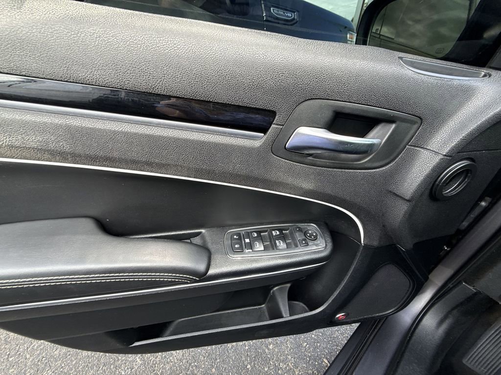 Used 2017 Chrysler 300 S w/ 300S Premium Group image 29