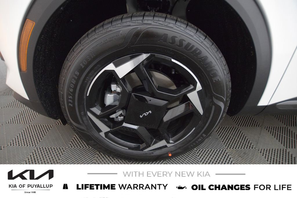 New 2026 Kia Sportage EX image 21