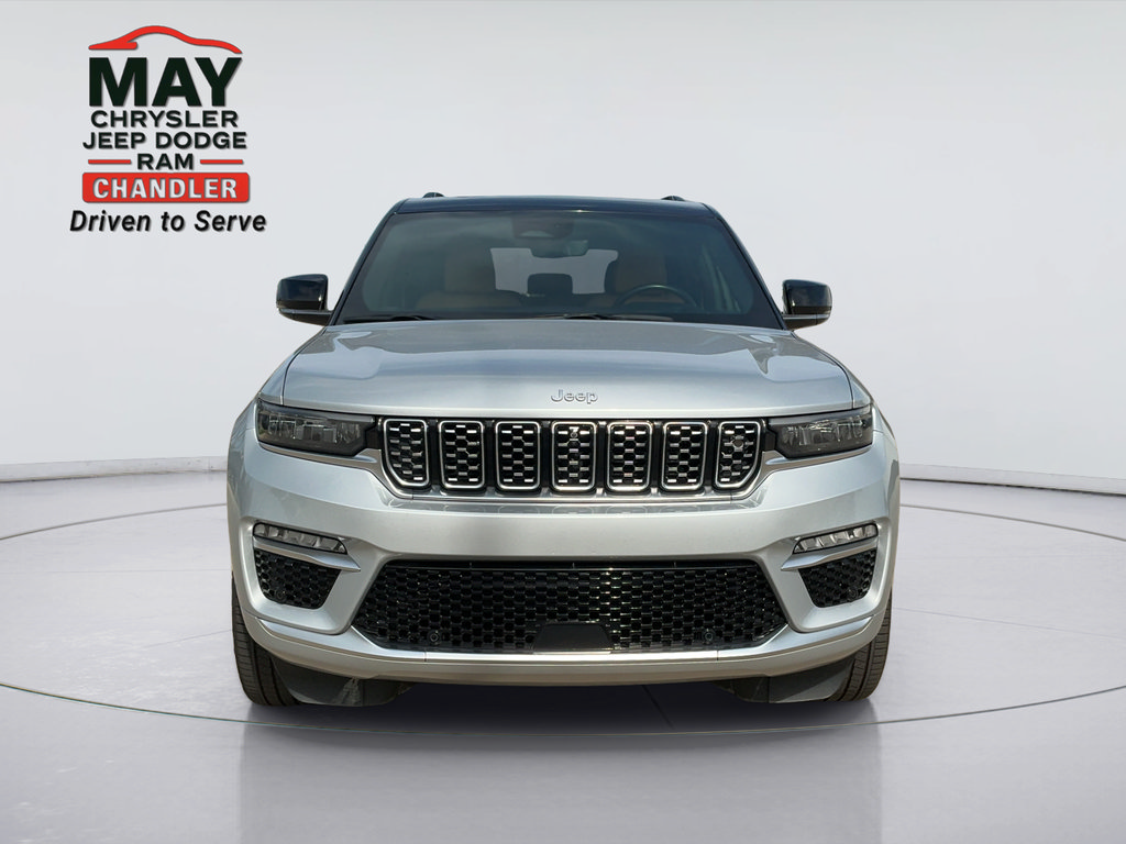 Used 2024 Jeep Grand Cherokee Summit AWD/4WD image 2