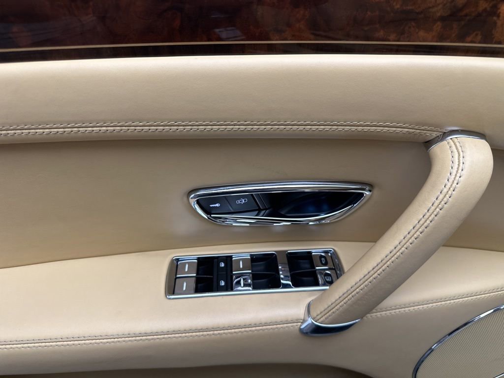 Used 2014 Bentley Flying Spur W12 AWD/4WD image 26