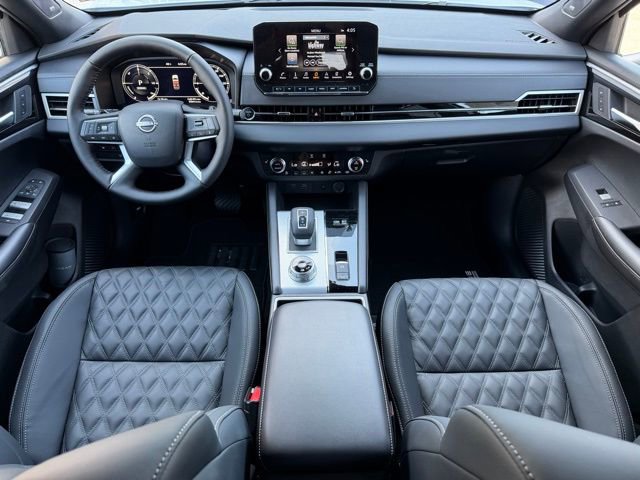 New 2026 Nissan Rogue Platinum AWD/4WD image 2