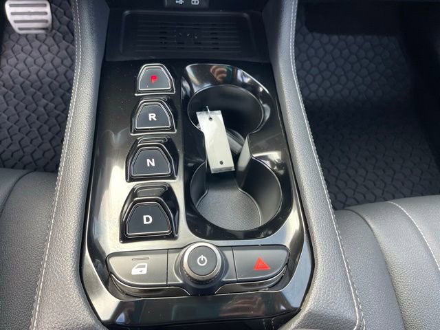 Used 2023 VinFast VF 8 Eco image 19