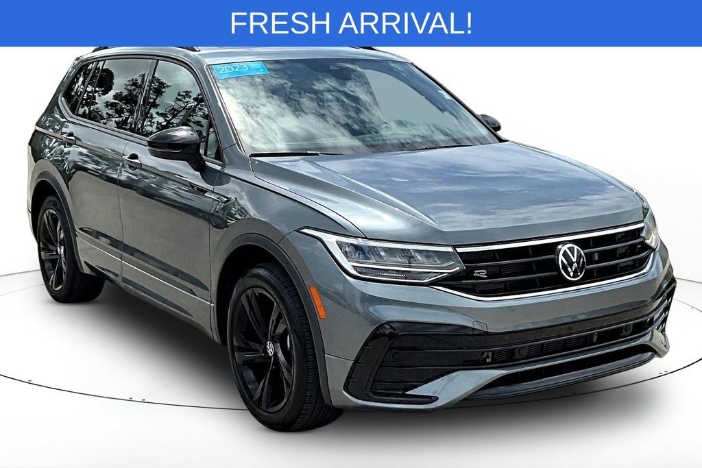 Certified 2023 Volkswagen Tiguan SE R-Line