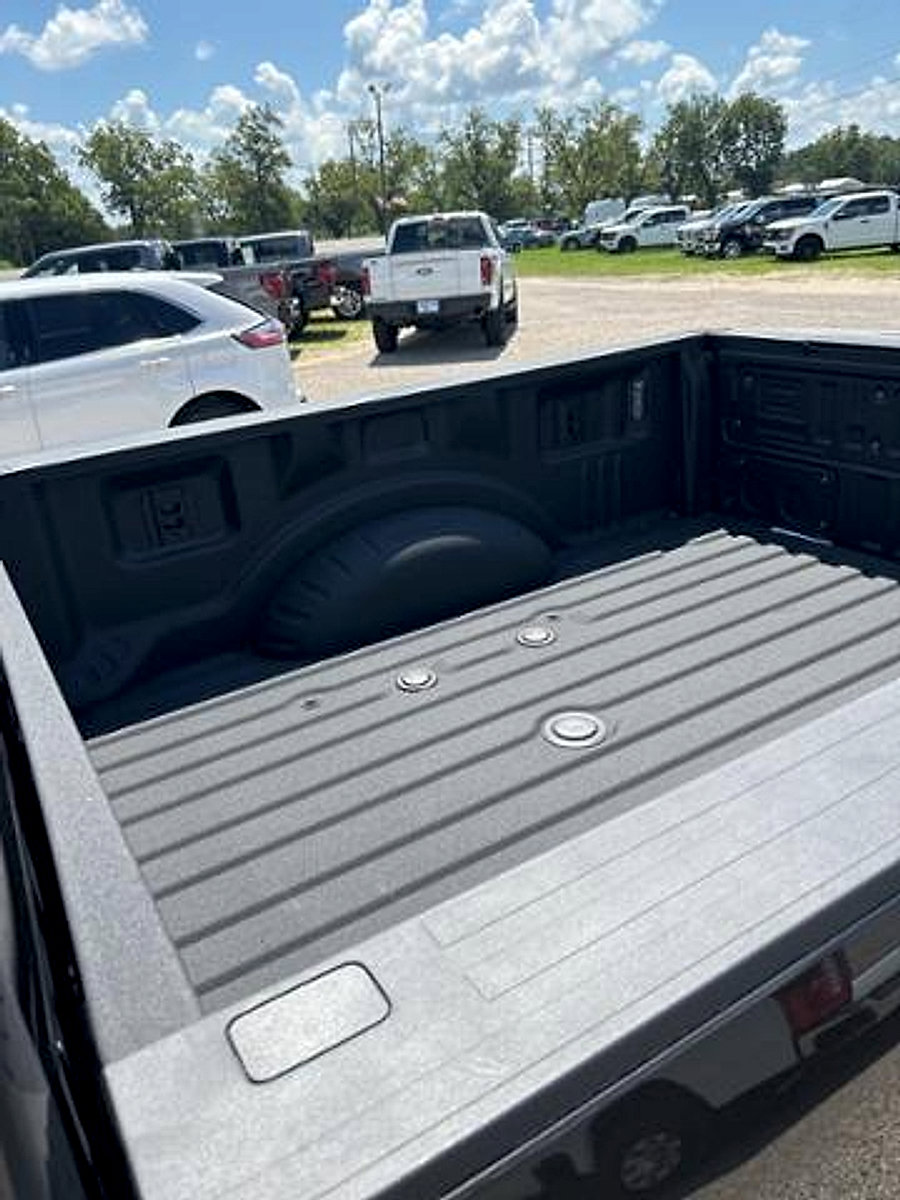 New 2025 Ford F350 King Ranch w/ Chrome Package image 7