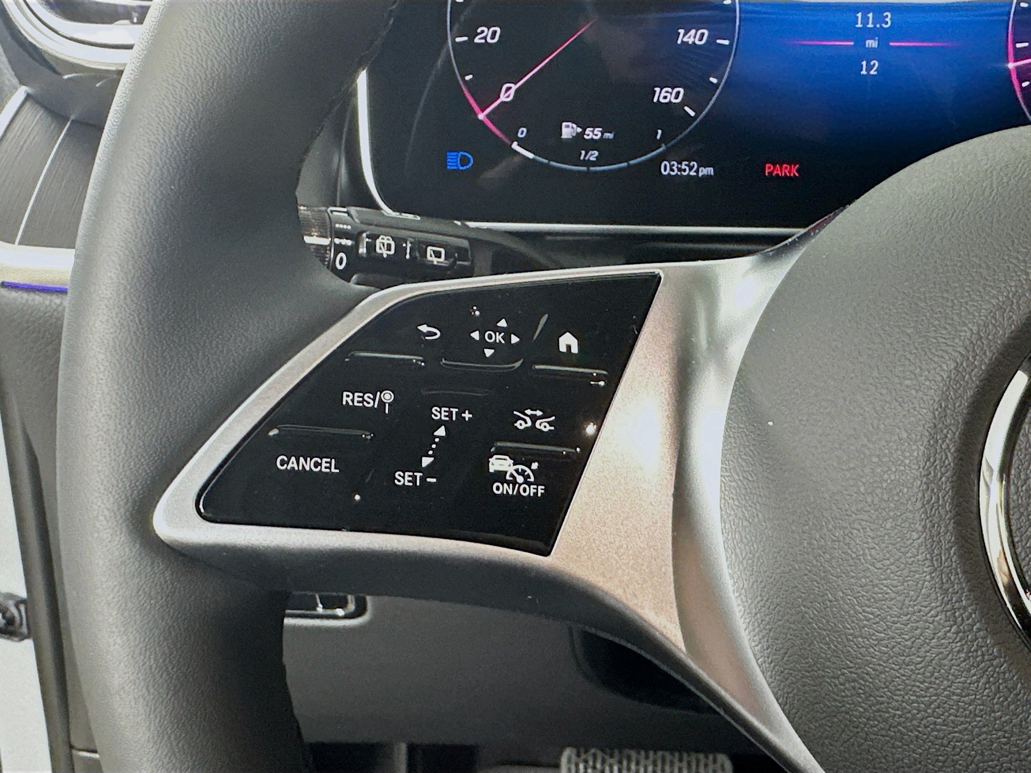 Certified 2026 Mercedes-Benz GLC 300 4MATIC image 12