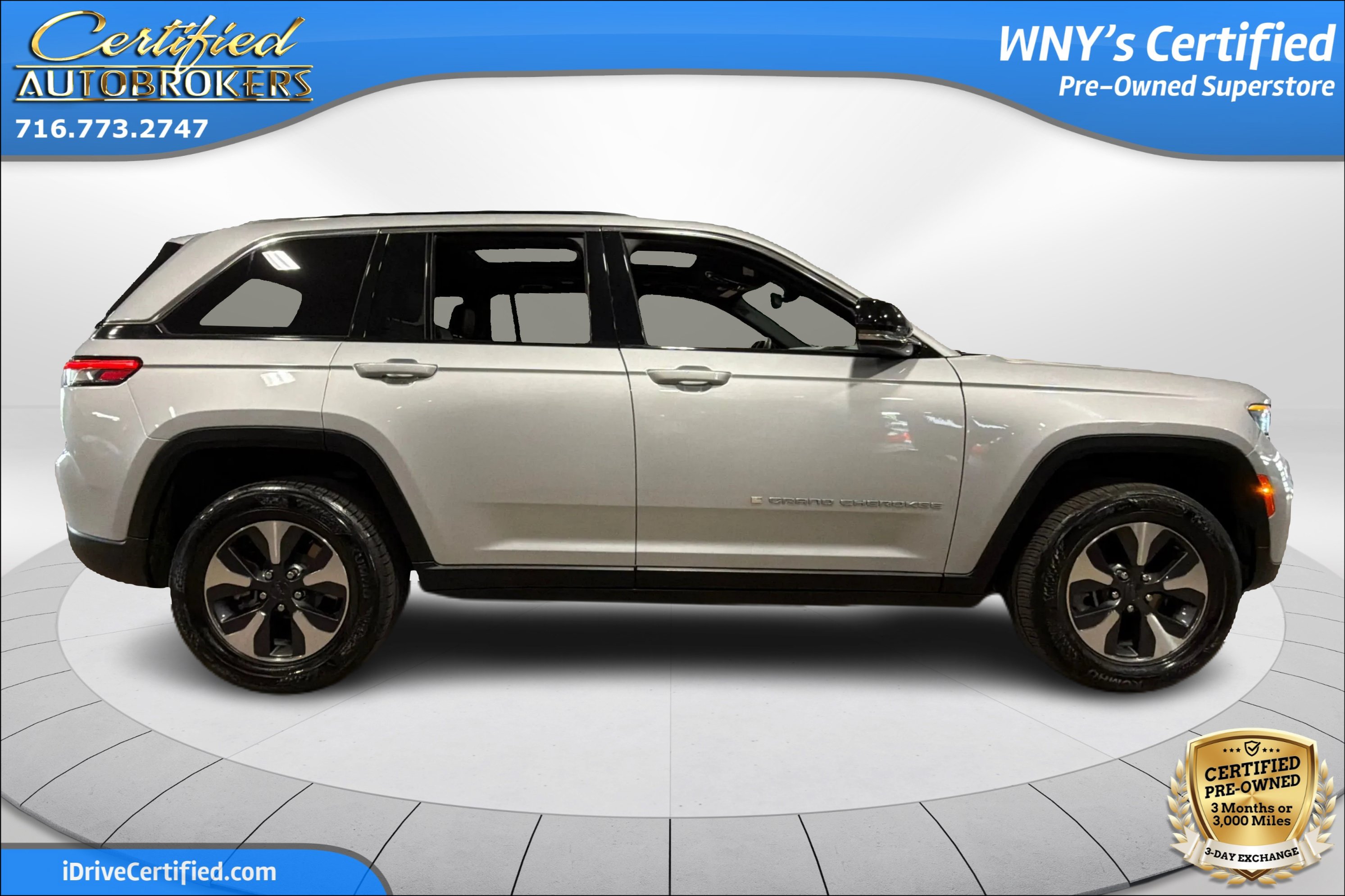 Used 2024 Jeep Grand Cherokee Limited 4xe AWD/4WD image 5