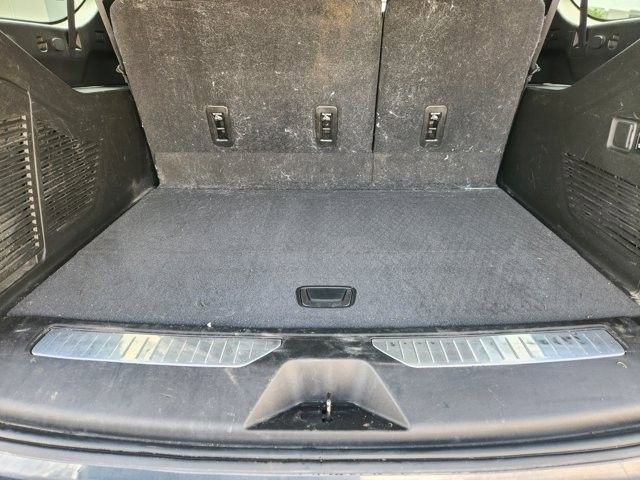 Used 2021 Chevrolet Suburban High Country w/ Premium Package image 33